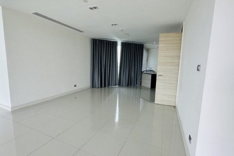Condominio de 3 dormitorios en Pattaya, Tailandia № 100639 - foto 13