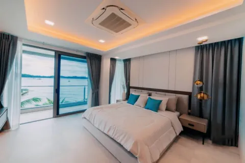 Chalet de 3 dormitorios en Phuket, Tailandia № 107988 - foto 18