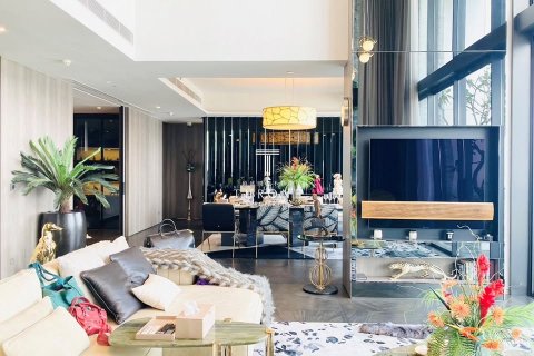 Condo in Watthana, Bangkok, Thailand, 3 bedrooms  № 123900