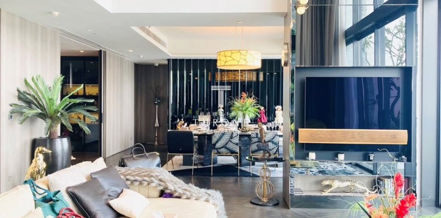 Condominio de 3 dormitorios en Watthana, Bangkok, Tailandia № 123900