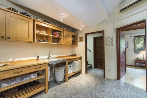 Chalet de 6 dormitorios en Pattaya, Tailandia № 121045 - foto 4