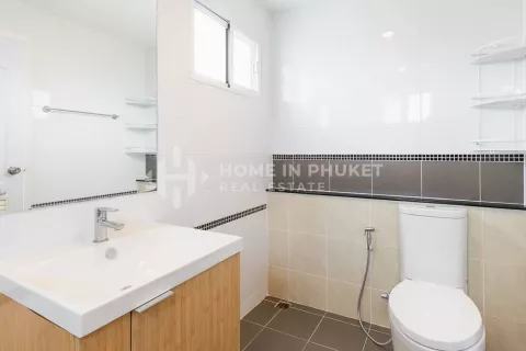 Casa de 3 dormitorios en Phuket, Tailandia № 131515 - foto 17