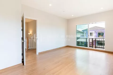 Casa de 3 dormitorios en Phuket, Tailandia № 131515 - foto 14