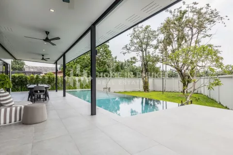 Casa de 4 dormitorios en Phuket, Tailandia № 131513 - foto 3