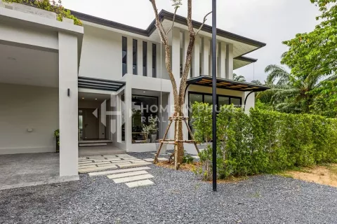 Casa de 4 dormitorios en Phuket, Tailandia № 131513 - foto 30