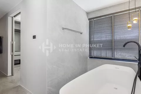 Casa de 4 dormitorios en Phuket, Tailandia № 131513 - foto 17