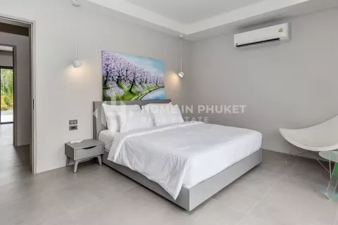 Casa de 4 dormitorios en Phuket, Tailandia № 131513 - foto 22