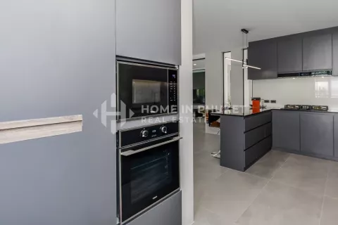 Casa de 4 dormitorios en Phuket, Tailandia № 131513 - foto 11