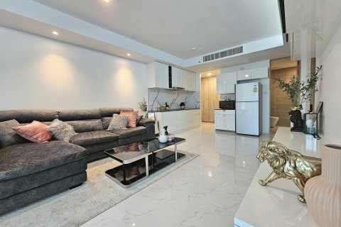 Condo in Bangkok, Thailand, 2 bedrooms № 125597 - photo 3