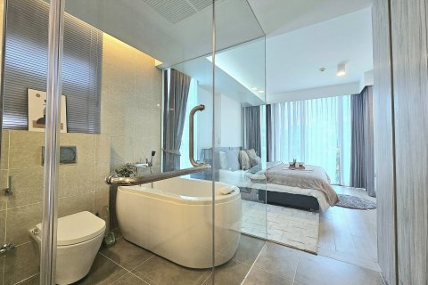 Condo in Bangkok, Thailand, 2 bedrooms № 125597 - photo 5