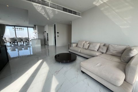 Eigentumswohnung in Bangkok, Thailand, 4 Schlafzimmer  № 143100 - Foto 2