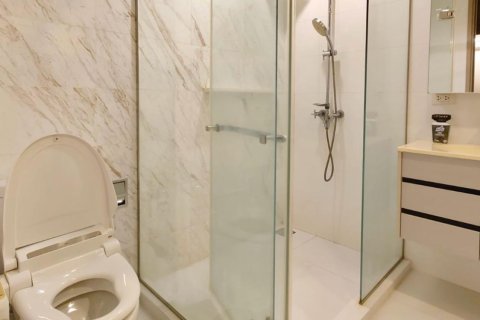 Condominio de 1 dormitorio en Bangkok, Tailandia № 143094 - foto 8