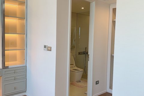 Condominio de 1 dormitorio en Sathon, Bangkok, Tailandia № 143099 - foto 11