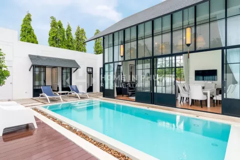 Haus in Phuket, Thailand 3 Schlafzimmer № 131610 - Foto 2