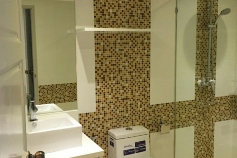 Condominio de 3 dormitorios en Pattaya, Tailandia № 100817 - foto 12