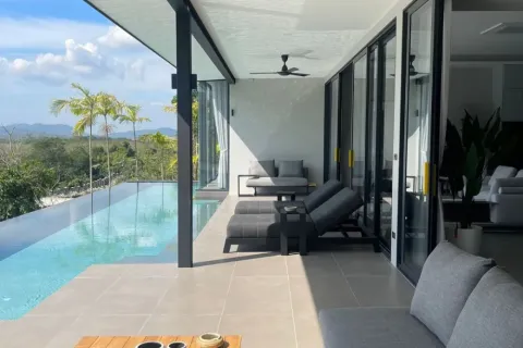 Chalet de 3 dormitorios en Phuket, Tailandia № 119064 - foto 19