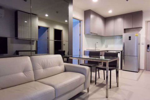 Condo in Bangkok, Thailand, 2 bedrooms in Rhythm Sukhumvit 36-38  № 77671