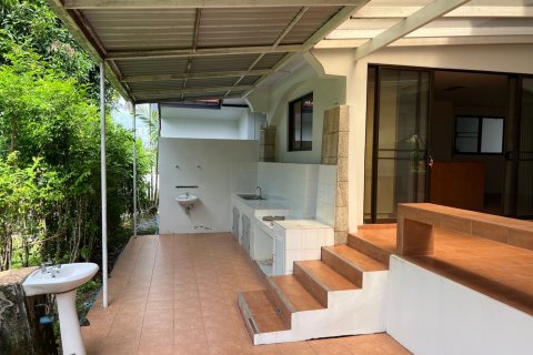 Casa de 4 dormitorios en Hua Hin, Tailandia № 125438 - foto 5