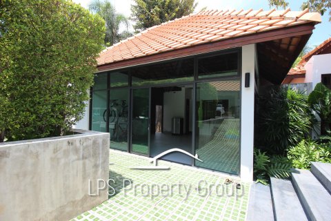Casa de 5 dormitorios en Hua Hin, Tailandia № 125439 - foto 10