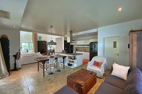 Casa de 4 dormitorios en Hua Hin, Tailandia № 125440 - foto 10