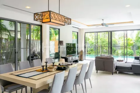 Casa de 4 dormitorios en Phuket, Tailandia № 131619 - foto 8