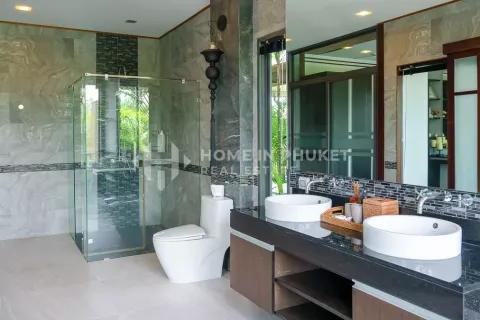 Casa de 4 dormitorios en Phuket, Tailandia № 131619 - foto 29