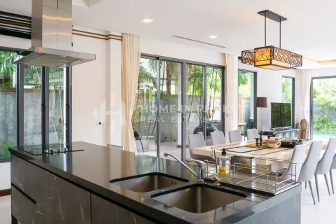 Casa de 4 dormitorios en Phuket, Tailandia № 131619 - foto 11