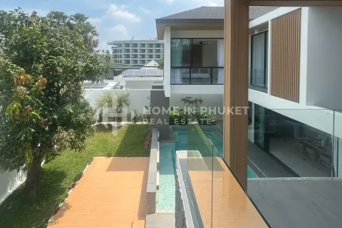 Casa de 3 dormitorios en Bang Tao, Tailandia № 131614