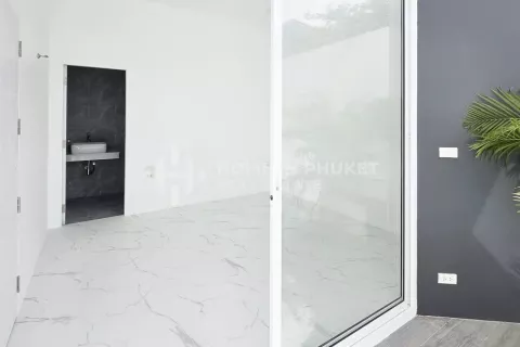 Casa de 3 dormitorios en Nai Harn Beach, Tailandia № 131617 - foto 7
