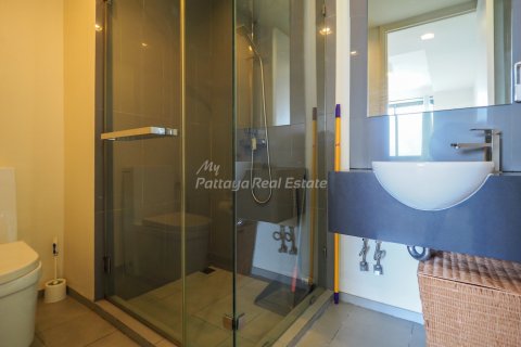 Condominio de 2 dormitorios en Bang Lamung, Tailandia № 123527 - foto 11