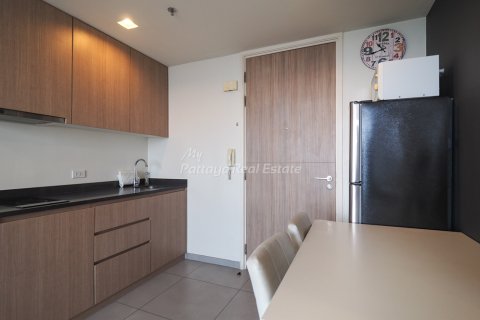 Condominio de 2 dormitorios en Bang Lamung, Tailandia № 123527 - foto 15
