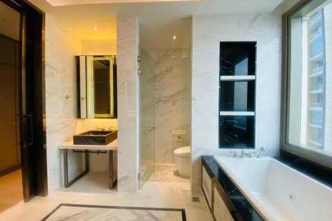Condominio de 2 dormitorios en Khlong San, Bangkok, Tailandia № 123838 - foto 9