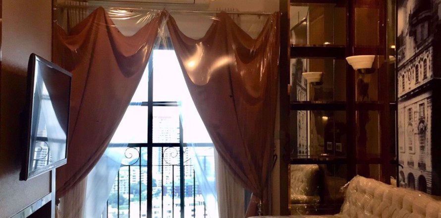 Condominio de 1 dormitorio en Khlong Toei, Bangkok, Tailandia № 76247