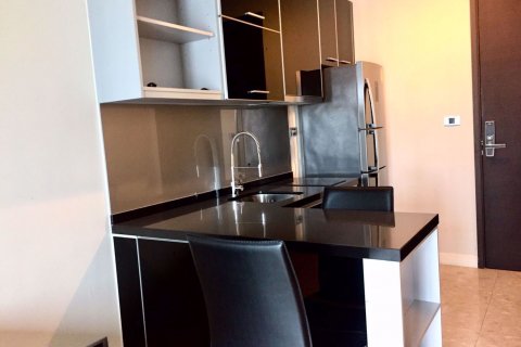 Condominio de 1 dormitorio en Khlong Toei, Bangkok, Tailandia № 76249 - foto 5
