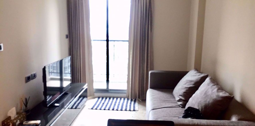 Condominio de 1 dormitorio en Khlong Toei, Bangkok, Tailandia № 76249
