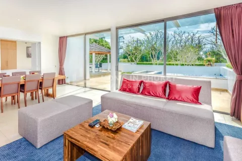 Condominio de 3 dormitorios en Phuket, Tailandia № 131143 - foto 2