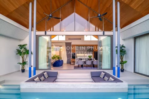 Casa de 3 dormitorios en Phuket, Tailandia № 131144 - foto 24