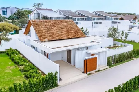 Casa de 3 dormitorios en Phuket, Tailandia № 131144 - foto 30