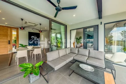 Casa de 4 dormitorios en Phuket, Tailandia № 131147 - foto 7