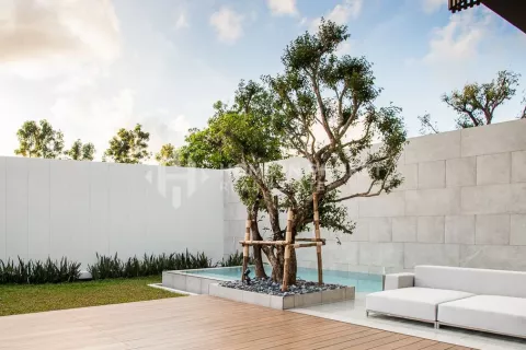 Casa de 3 dormitorios en Bang Tao, Tailandia № 131149 - foto 3