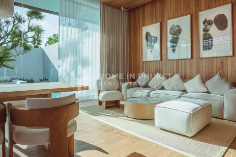 Casa de 3 dormitorios en Bang Tao, Tailandia № 131149 - foto 4