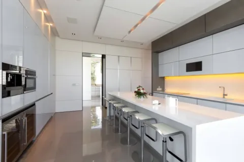 Villa in Phuket, Thailand 6 Schlafzimmer № 107832 - Foto 10
