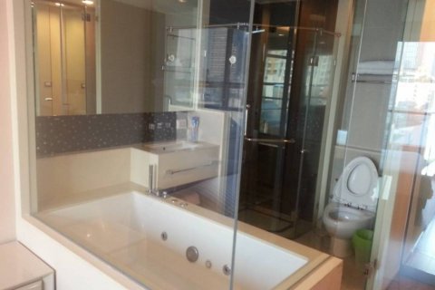 Condominio de 1 dormitorio en Bangkok, Tailandia № 132651 - foto 9