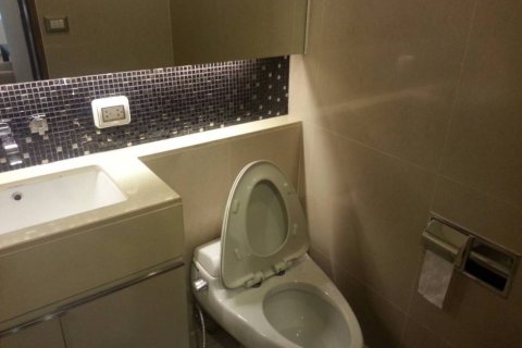 Condominio de 1 dormitorio en Bangkok, Tailandia № 132651 - foto 10