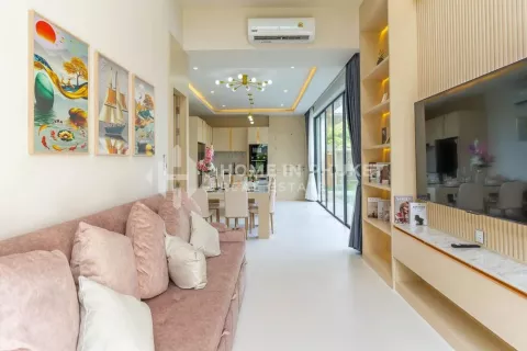 Casa de 4 dormitorios en Rawai, Tailandia № 131606 - foto 3