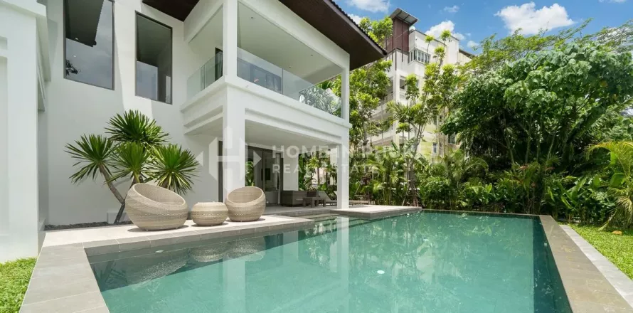 Casa de 3 dormitorios en Kamala, Tailandia № 131603