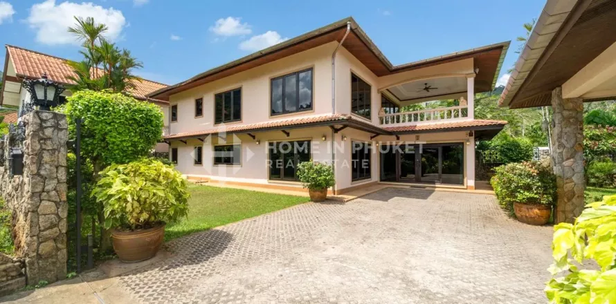 Casa de 3 dormitorios en Kamala, Tailandia № 131605