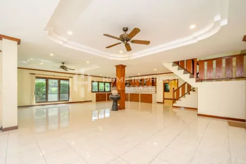 Casa de 3 dormitorios en Kamala, Tailandia № 131605 - foto 5