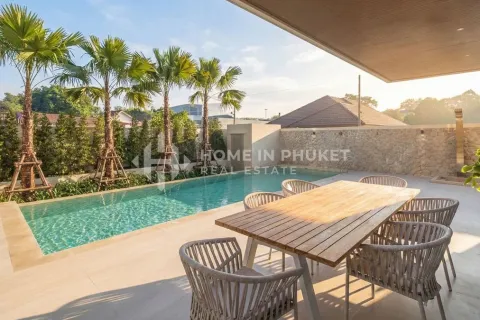 Casa de 4 dormitorios en Bang Tao, Tailandia № 131600 - foto 2