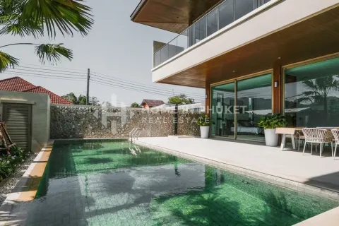Casa de 4 dormitorios en Bang Tao, Tailandia № 131600